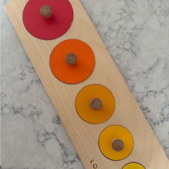 LOVEVERY Circle of Friends Puzzle - Picture 2 of 5